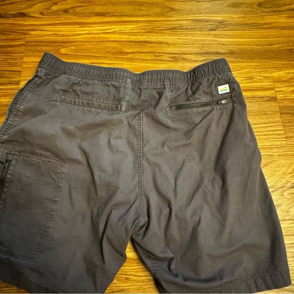 Vuori Men’s Ripstop Drawstring Shorts Size XL in Charcoal - Picture 6 of 9